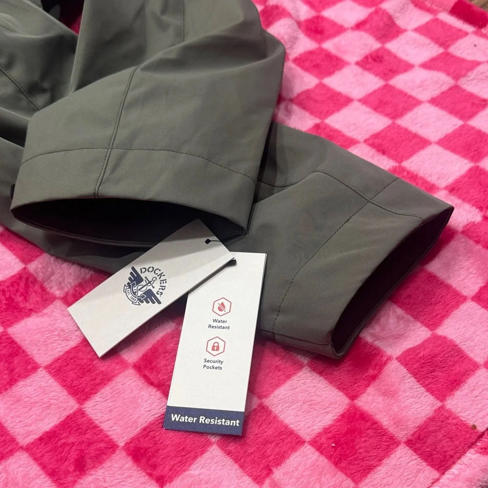 Dockers Olive Green Hooded Raincoat - Picture 5 of 8